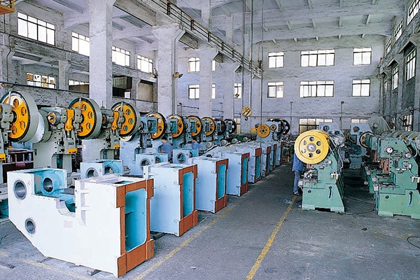Heavy-duty stamping press